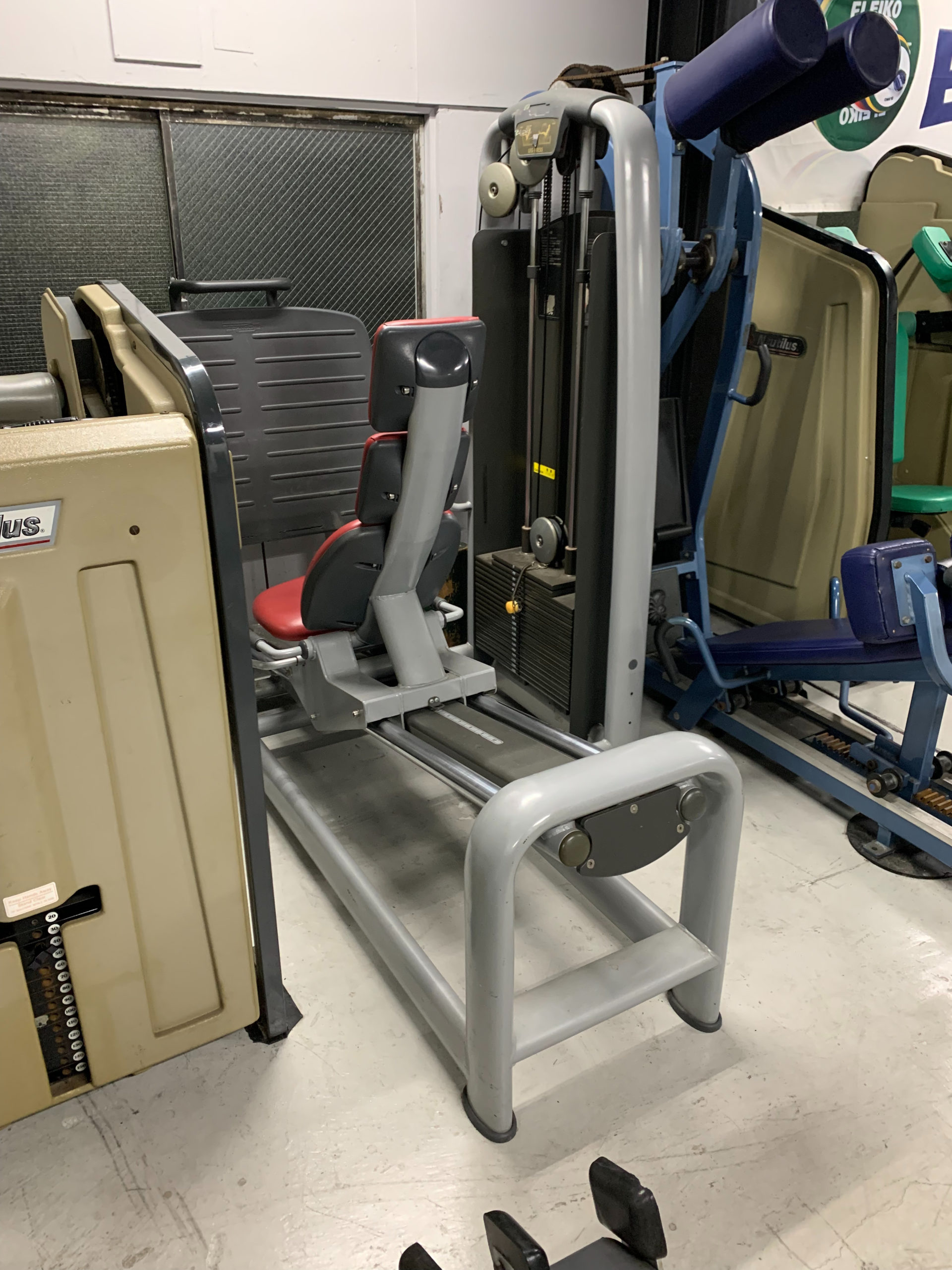 Technogym レッグプレス